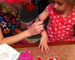 girl-face-painting-10