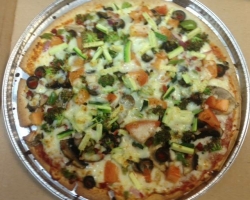 pizza-in-the-alumiun-plate