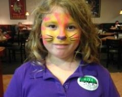 girl-face-painting-02